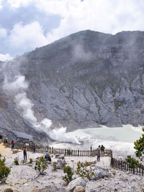 Tangkuban Perahu, Bandung